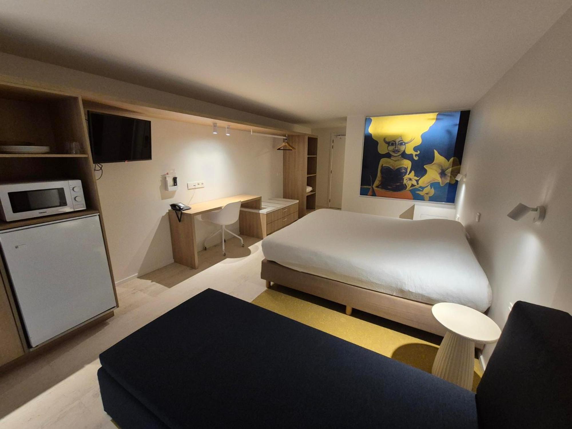 Hotel Corbie Geel Exterior photo