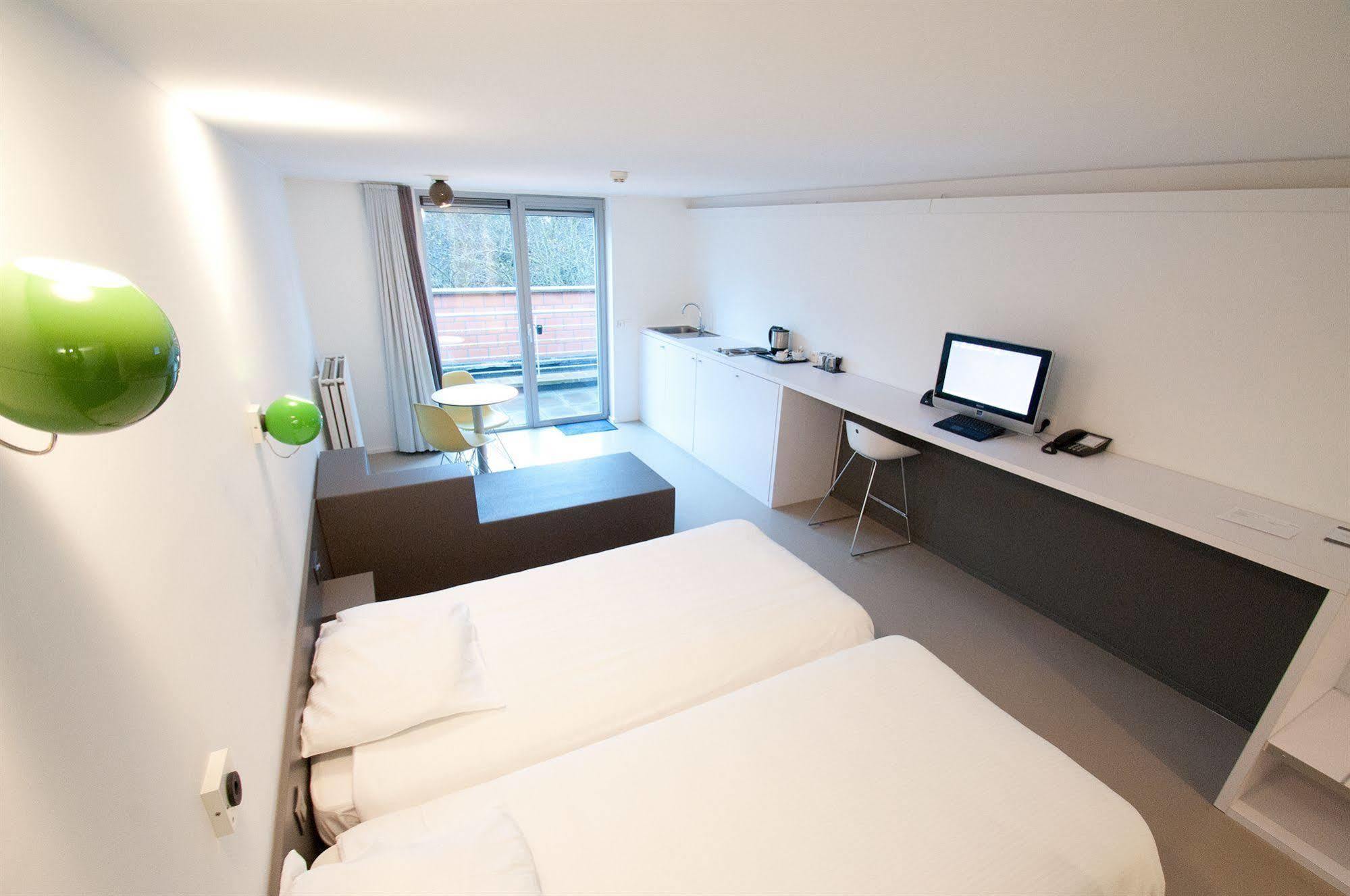 Hotel Corbie Geel Exterior photo